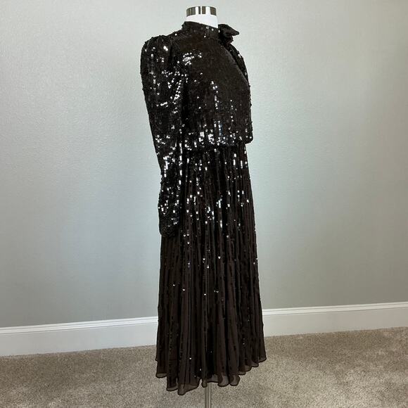 Mac Duggal Sequined Long Sleeve A-Line Midi Cocktail Dress Brown Size 2 - Picture 3 of 12